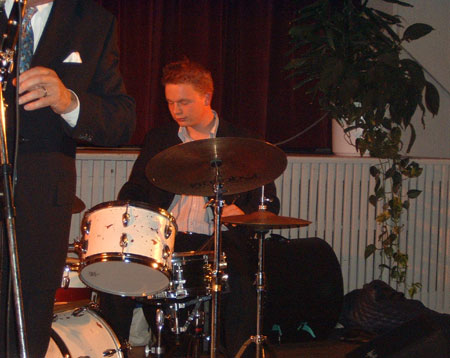 Espen Laub von Lillenskjold (drums)